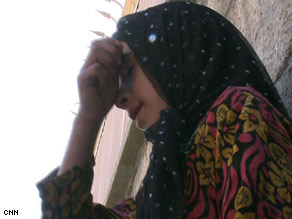 Banafsha desperate during a hard day of begging for food